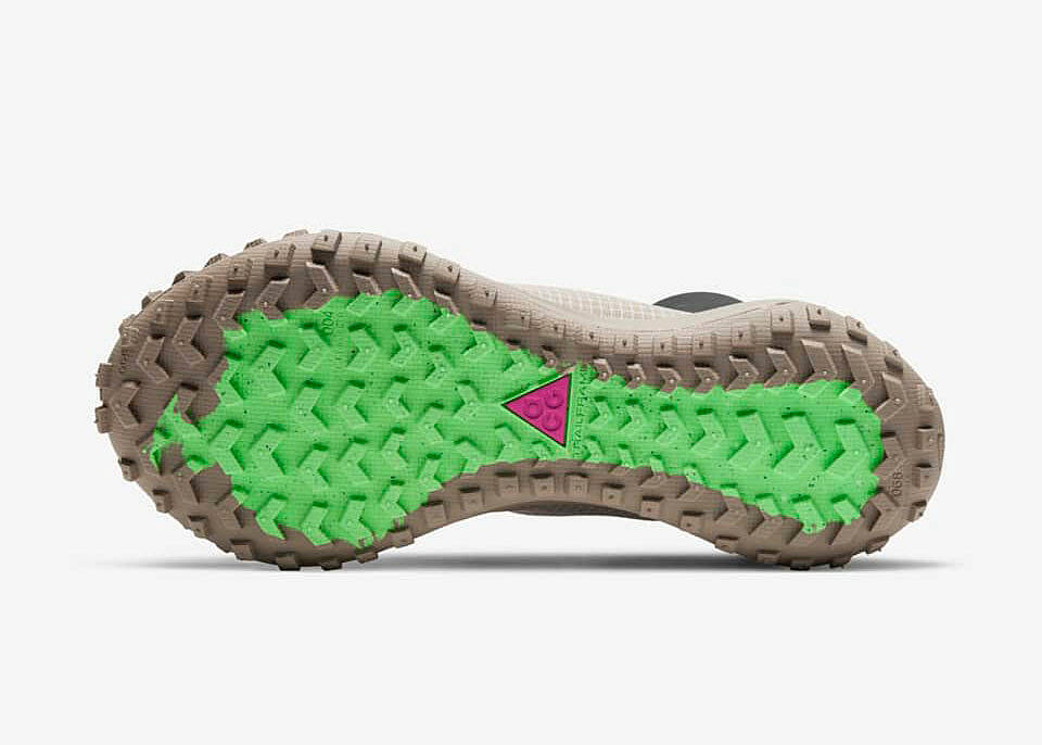 acg-mountainfly-outsole.jpg