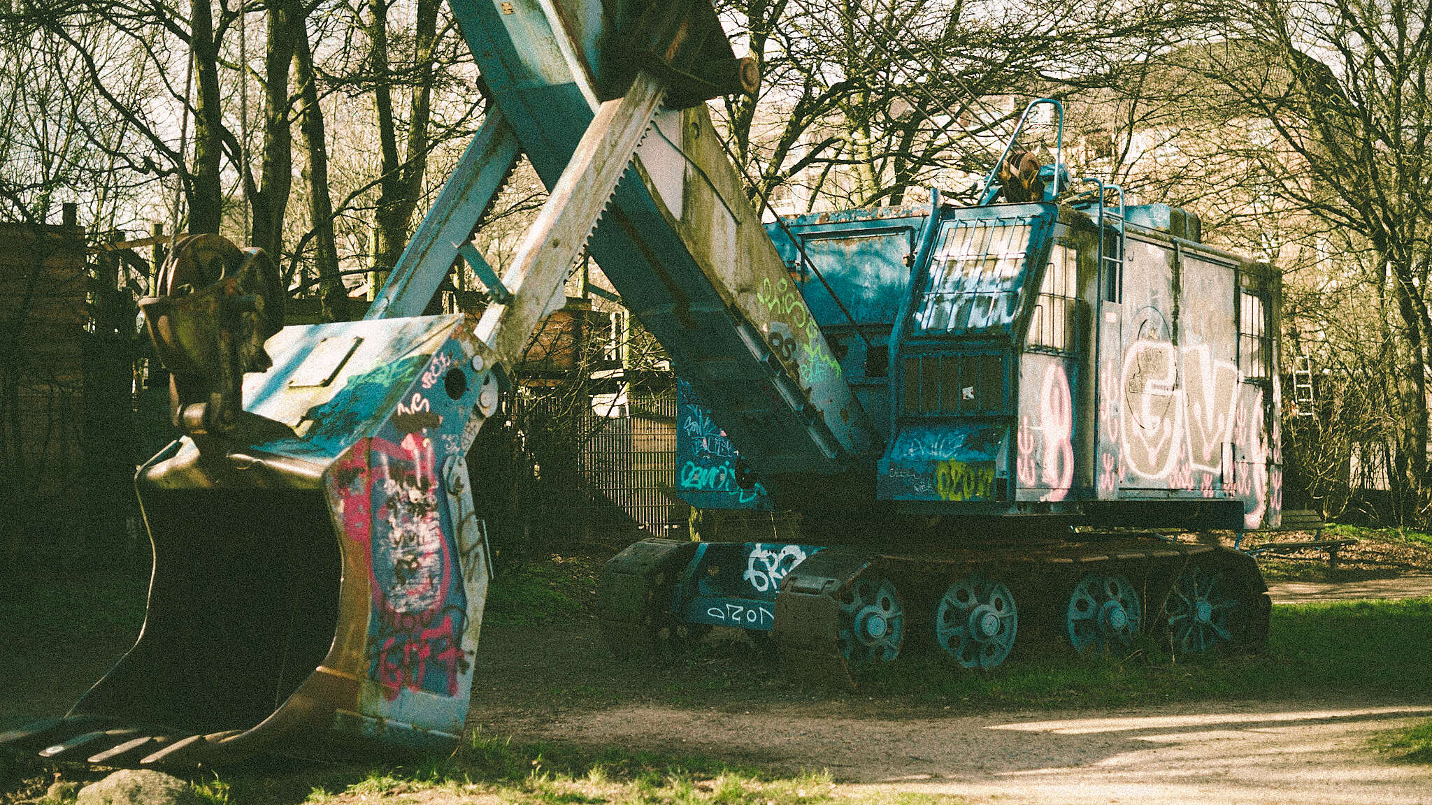 r-30.jpg