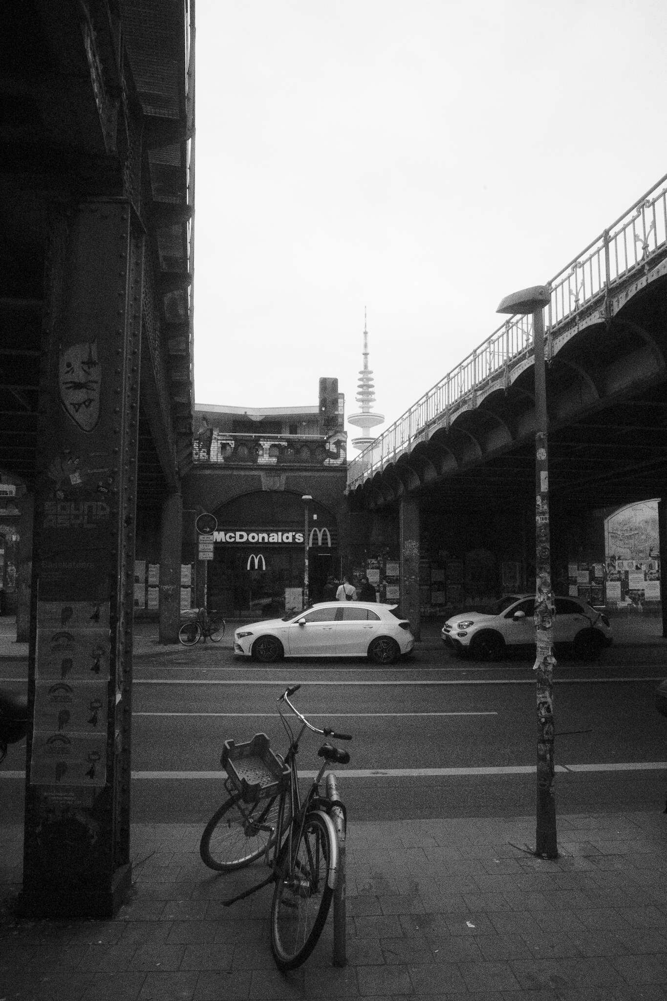 r-08.jpg