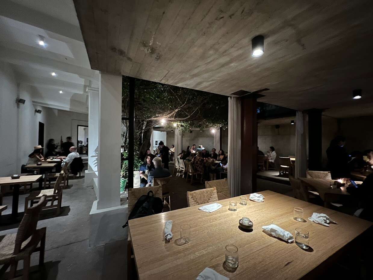 restaurants 05.jpg