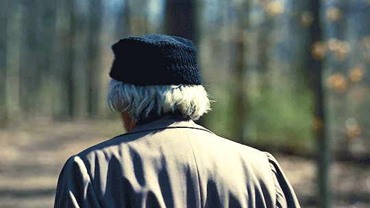 ezgif-2-715b0a986e.gif