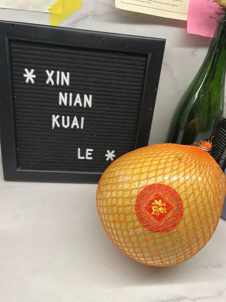 01 Pomelo.jpg
