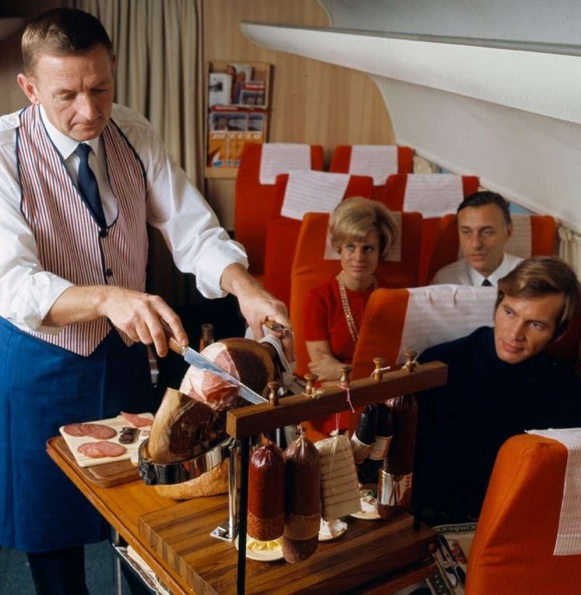 Airline Service.jpg