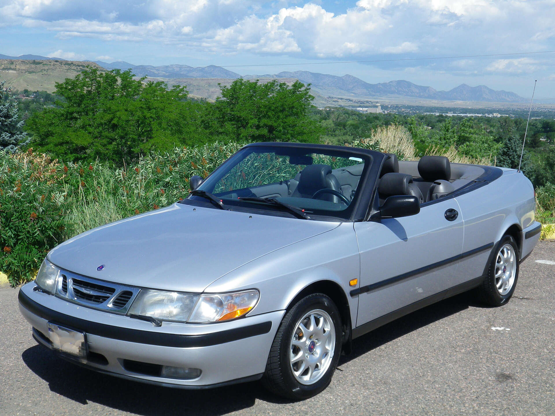saab.jpeg