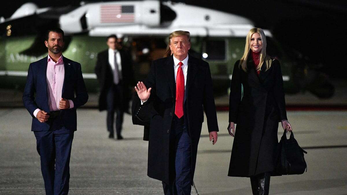 Trump Crime Family.jpg