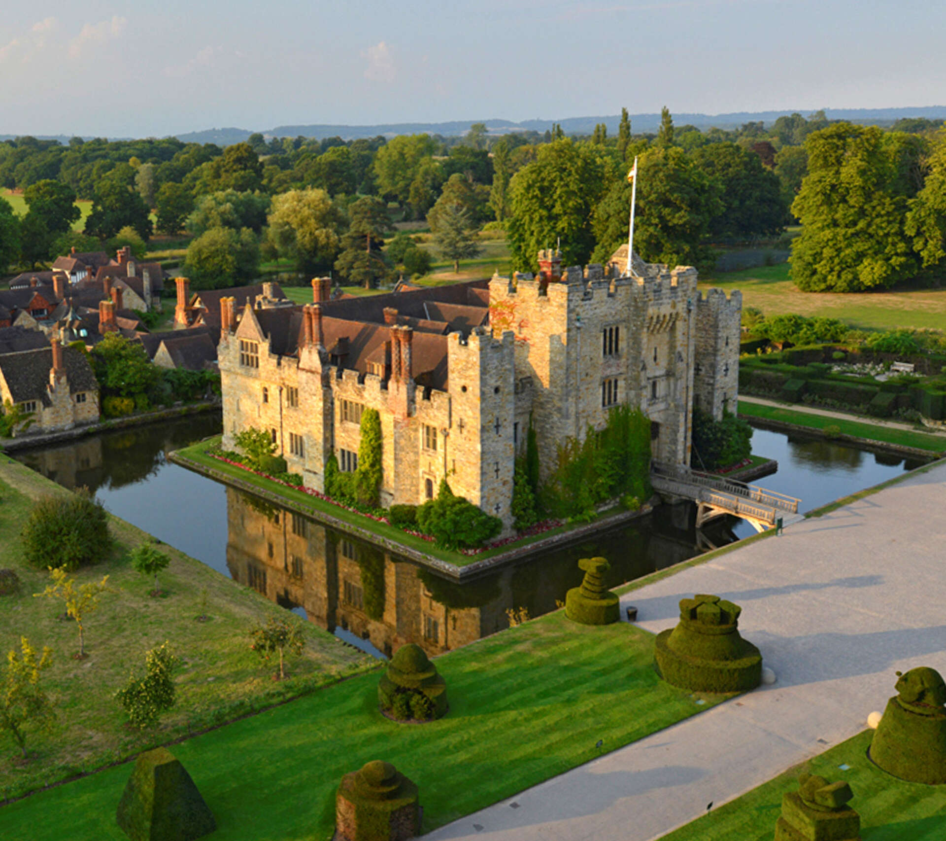 hever.jpeg