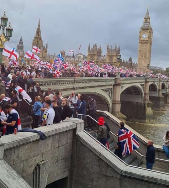 london-flags.jpeg