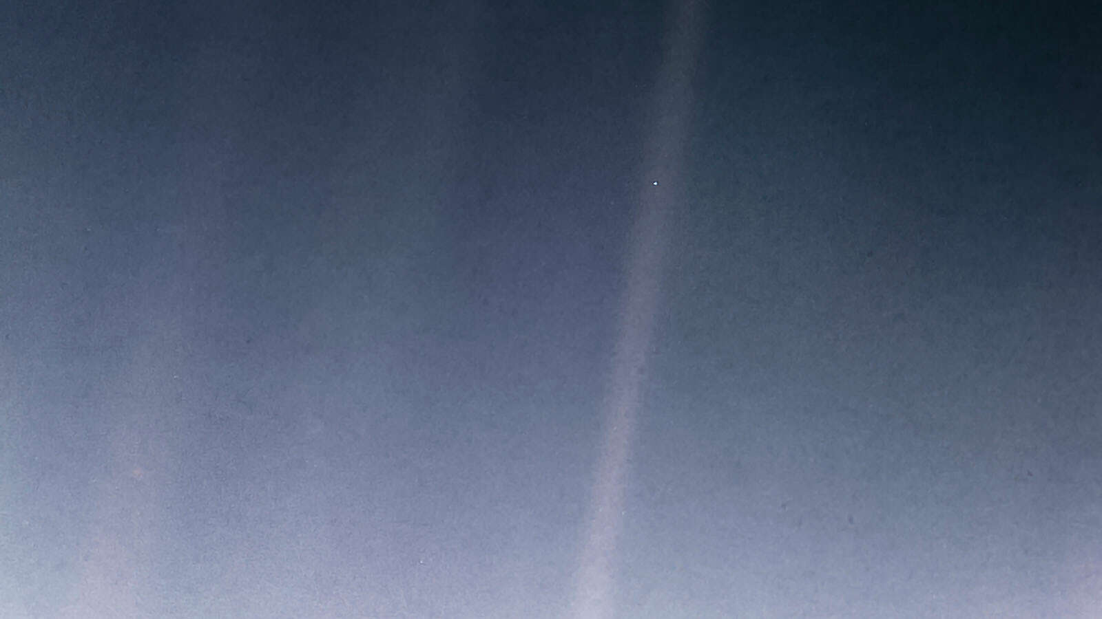 palebluedot.jpg