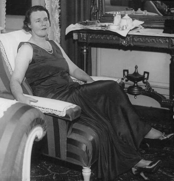 Dorothy_Thompson_1930.jpg