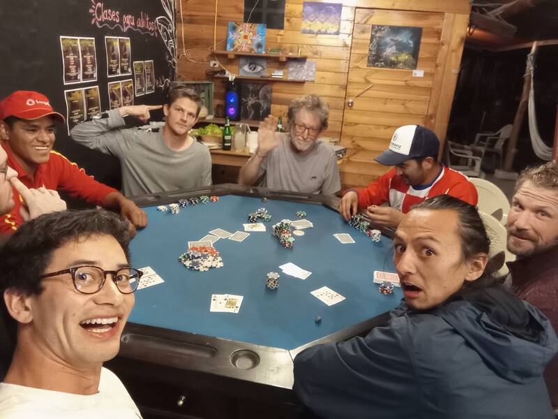 vilca-poker-action.jpg